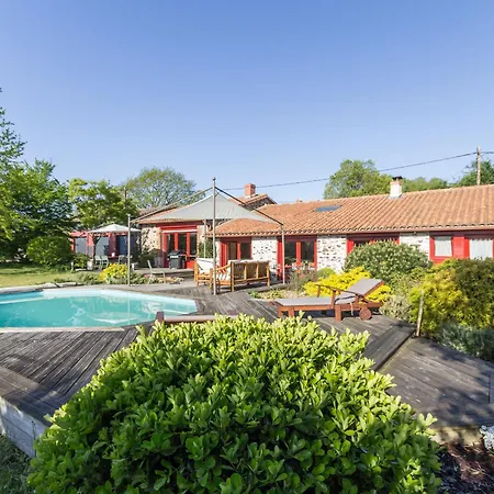 Casa de Férias Familial Spacieux Avec Piscine Naturelle, Proche Nantes - Fr-1-306-1218