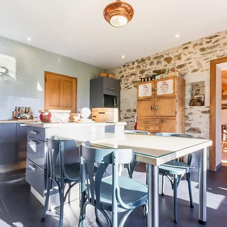 Casa de Férias Familial Spacieux Avec Piscine Naturelle, Proche Nantes - Fr-1-306-1218 *