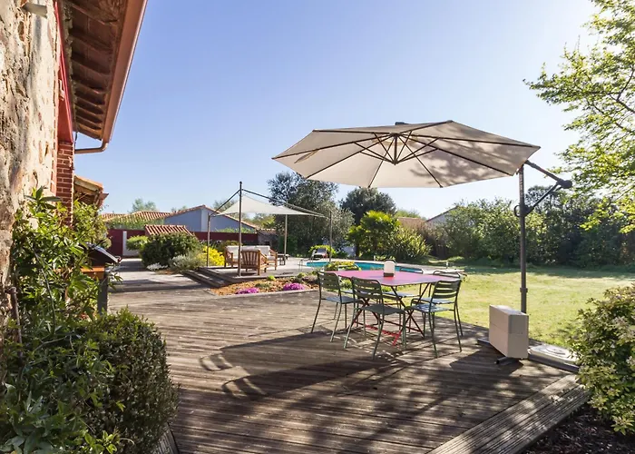 La Limouzinière, 5 Pièces, 7 Personnes - Fr-1-306-1218 Hébergement de vacances *